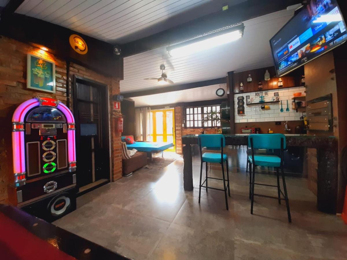 Bangalo Das Lagartixas ,Casa Studio Com Piscina Aquecida Privativa A 20 Minutos Do Centro De Curitiba Colombo Eksteriør bilde